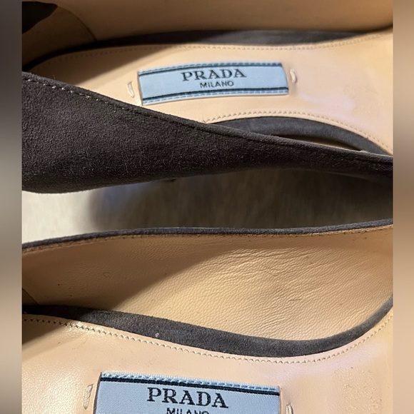 SOLD!!Sz 35.5 Prada Gray Suede Leather Pointy Toe Kitten Heels - Picture 15 of 15
